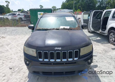 2013 Jeep Compass Latitude z USA, uszkodzony, nr VIN 1C4NJCEB7DD237498